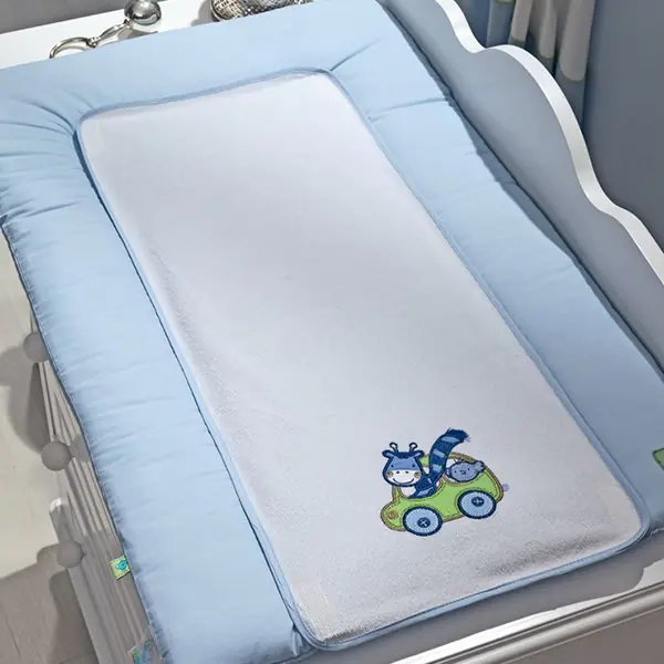 Покрывало / матрасик для пеленания Funnababy Leo Teo Фаннабэби Лео Тео 50 х 80 см — фото 1