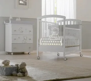 Детская кроватка Erbesi Stella Light LED