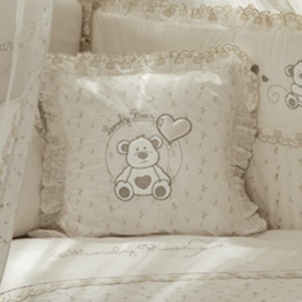 Детская подушечка Fiorellino Lovely Bear  40 х 40 см белый